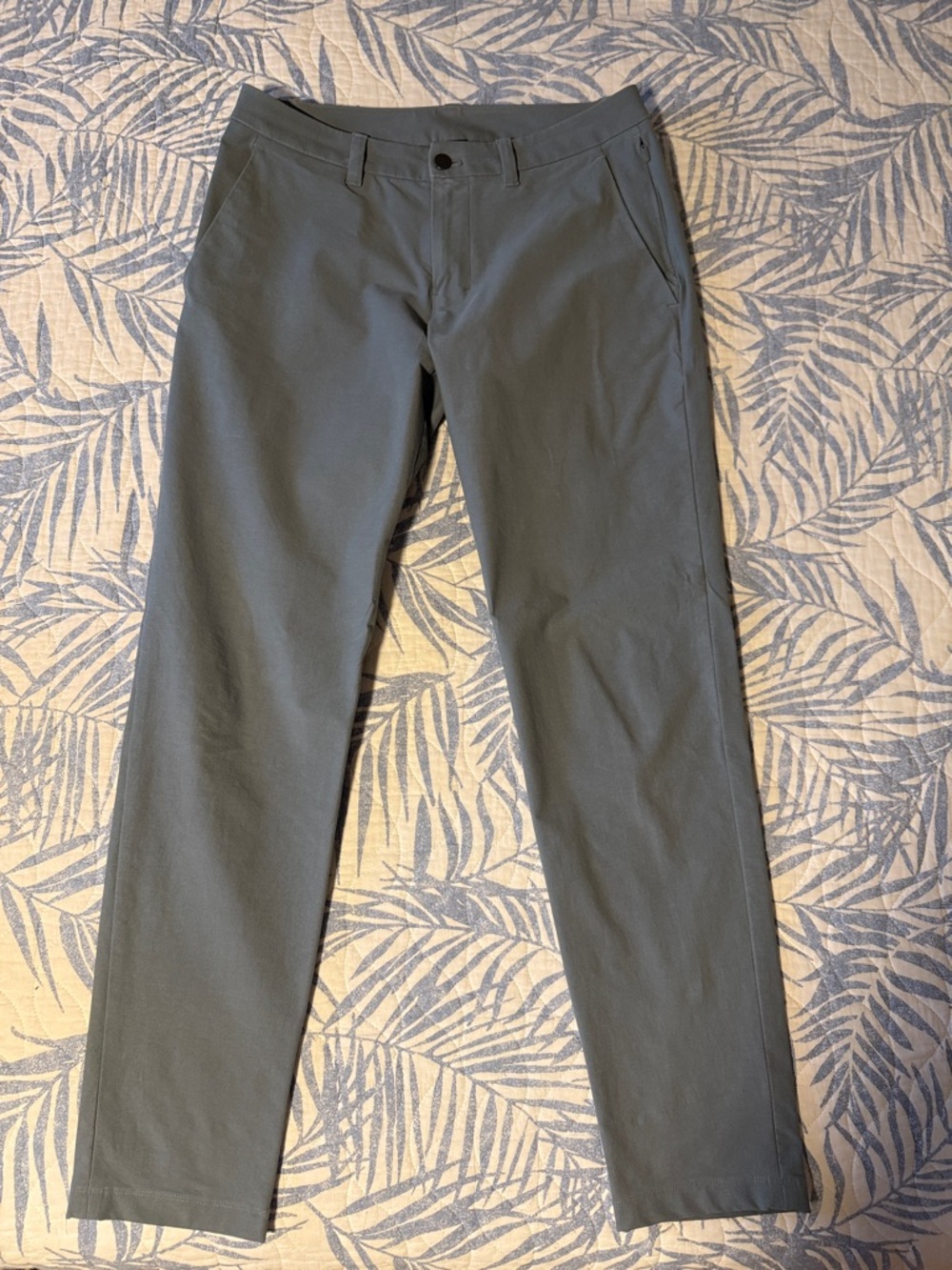 Men's 30/30 Straight Slim Lululemon Chinos in Slate Gray
